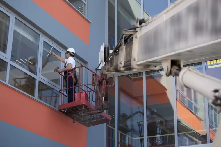 Location nacelle araignée, Lyon, Le Petit Grutier