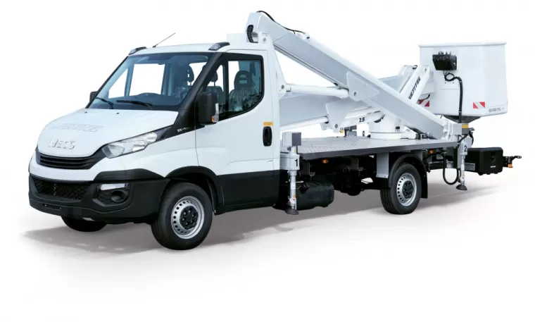 Camion Nacelle 10m à 25m 
