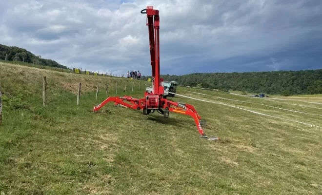 Location Nacelle Araignée 21m, Lyon, dans pente de 25%