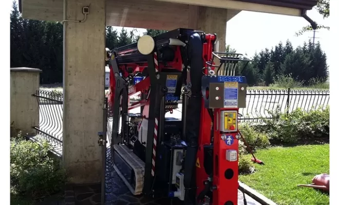 Nacelle Araignée 18 m dans accès restreint 80cm sur Lyon 